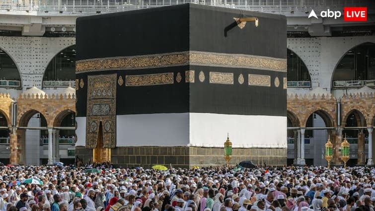 saudi arabia kiswah the sacred cloth of holy mecca will be in the exhibition