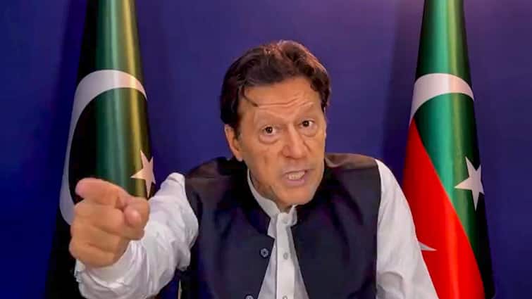 Pakistan PM Adviser rana sanaullah criticizes PTI Leader imran khan letter to army chief Pakistan PM Adviser rana sanaullah criticizes PTI Leader imran khan letter to army chief