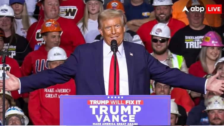 Donald Trump deporting illegal migrants at a slower rate than joe Biden last year in White house Donald Trump deporting illegal migrants at a slower rate than joe Biden last year in White house