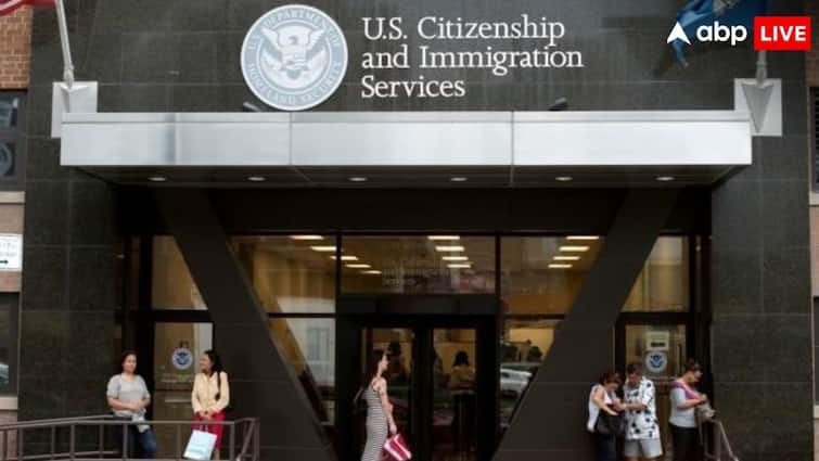 Gold card vs EB-5 Visa vs Gold card how differ from one another as a route to US citizenship