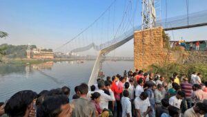 (मोरबी पुल की फुटेज )